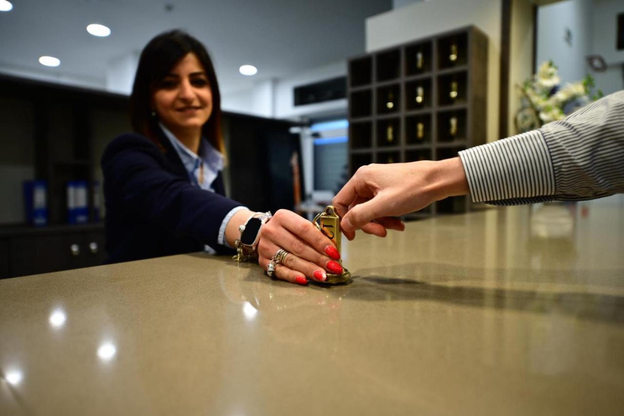 Hotel Eboli Eksteriør billede